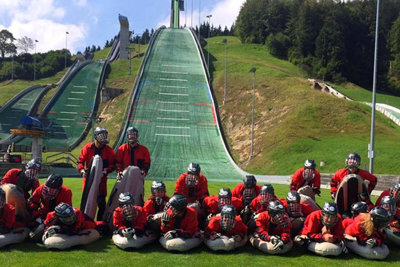 funevents-airboarden-sprungschanze-einsiedeln-4