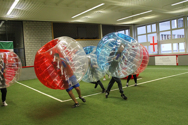 vereinsausfluege-bubble-soccer-teamevent-9