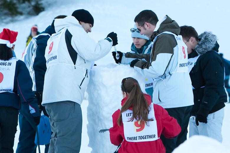 funevents-schneeskulpturen-bauen-funerlebnis-1